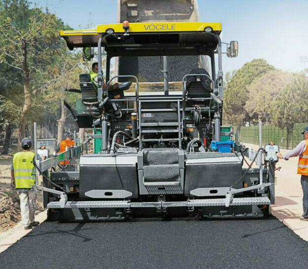 Асфальтирование дорожного участка укладка асфальта, асфальтирование дорог, асфальтные работы, асфальтирование, ямочный ремонт, асфальтирование в Краснодаре, асфальтные работы в Краснодаре, асфальтирование Краснодар, асфальт, асфальт Краснодар, асфальтирование Краснодар, укладка асфальта Краснодар, асфальтные работы Краснодар, подготовка основания, основание, разработка грунта, пгс, гпс, щебень, каток, асфальтоукладчик, доставка инертных материалов, благоустройство, дрсу, дрсу краснодар, краснодарское дрсу, кубанское дрсу, строительство дорог, строительство дорог Краснодар, ремонт дорог, асфальтирование м2 , асфальтирование цена, асфальтирование парковок,